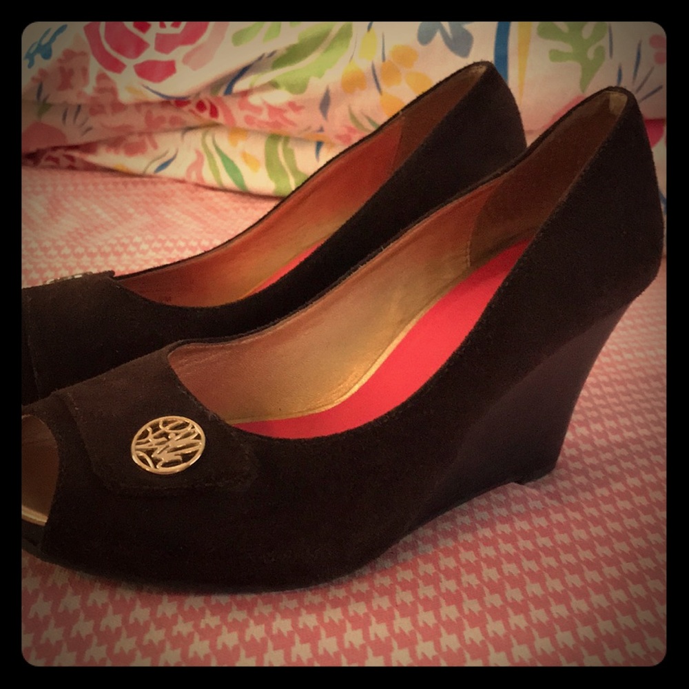 Lilly Pulitzer wedges-hard to find